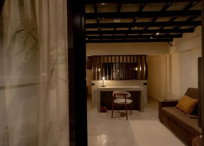 بيت للعطل Cave 53 L Urban Sanctuary With Courtyard