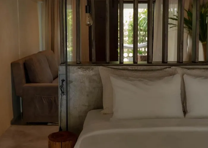 Cave 53 L Urban Sanctuary With Courtyard بيت للعطل *