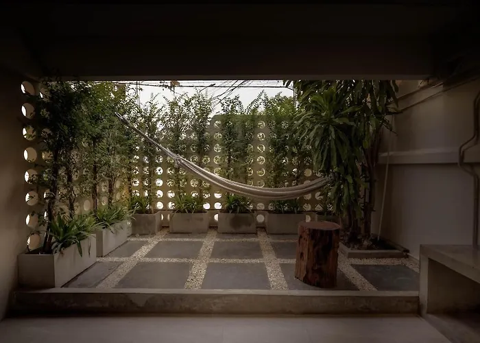 Cave 53 L Urban Sanctuary With Courtyard *